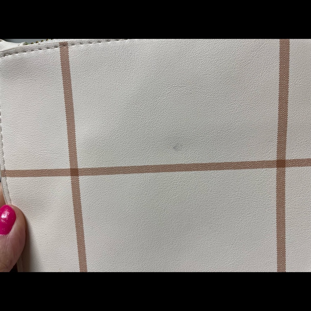 Large flat wristlet from Target - Picture 4 of 6
